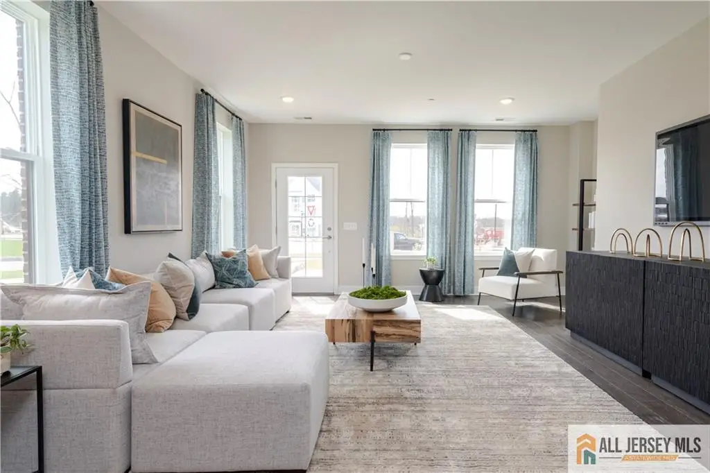 -179 Leona Stewart Lane, Pennington, NJ 08534 - #1