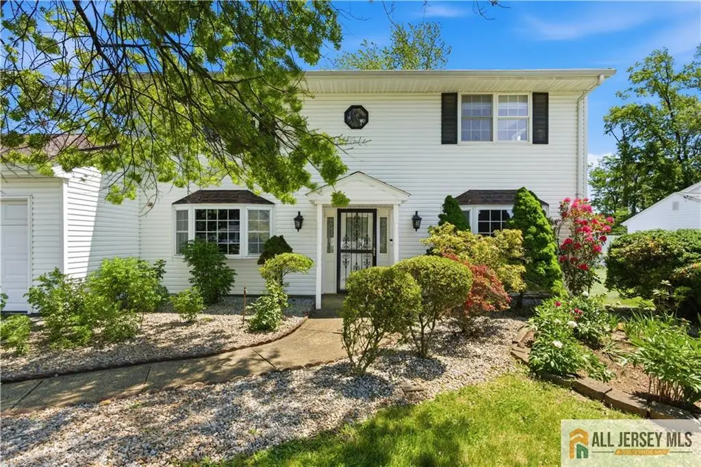 -10 Helen Court, Piscataway, NJ 08854 - #1