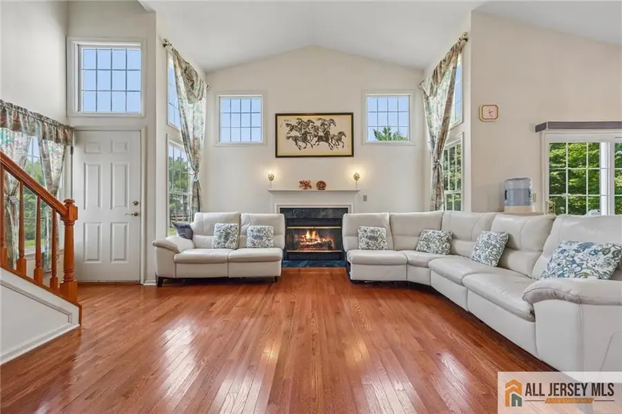 -2 Chamberlin Court, Cranbury, NJ 08512 - #2