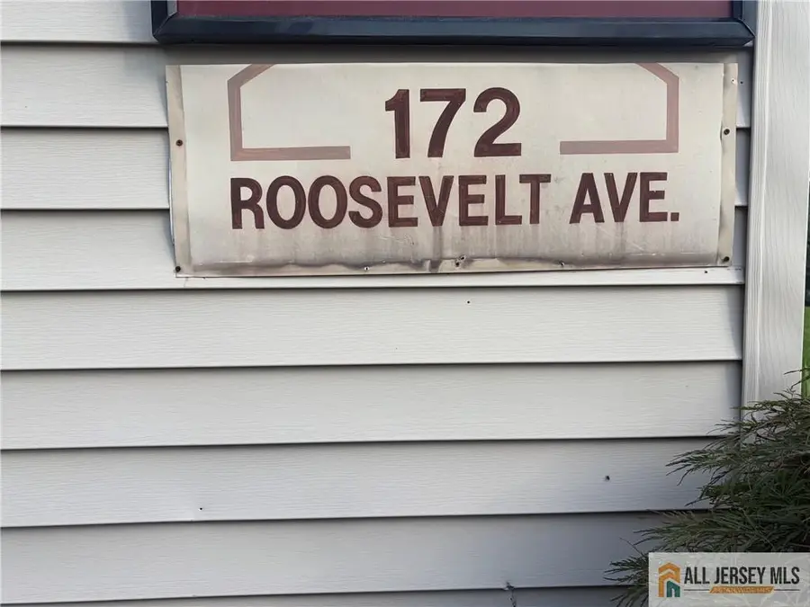 -172 Roosevelt Avenue #F, Carteret, NJ 07008 - #3