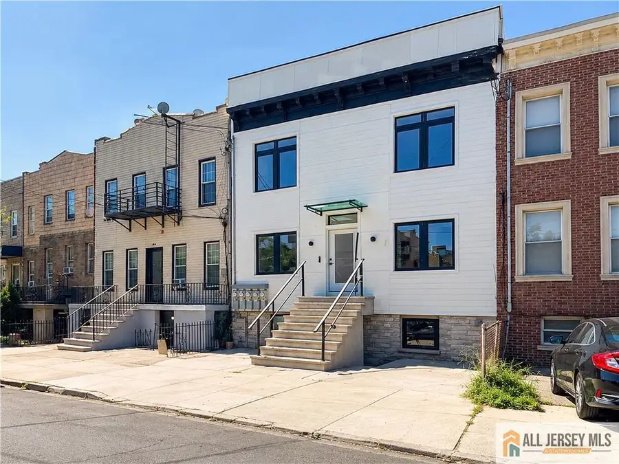 -291 New York Avenue #3, Jersey City, NJ 07307 - #2