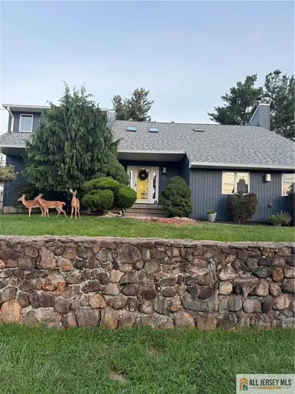 -121 W Hill Road, Colonia, NJ 07067 - #3