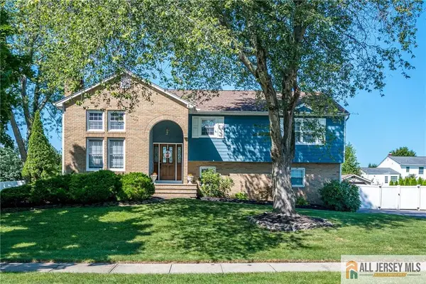 -2 Jay Court, South Brunswick, NJ 08824