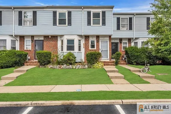 -26 Tiger Lilly Court, Sayreville, NJ 08872