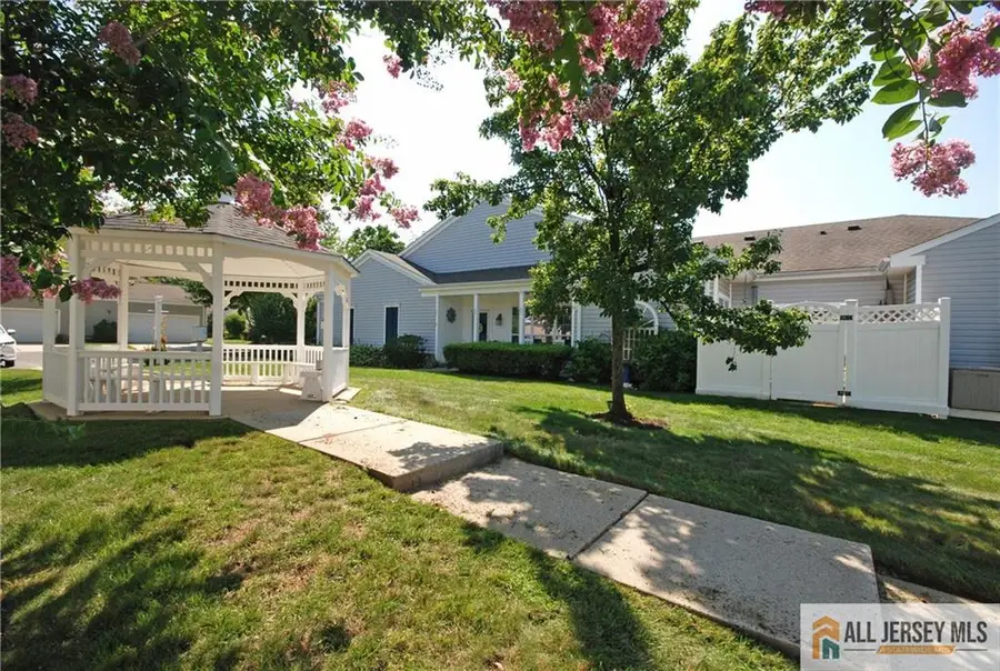 -654 Bluebird Drive, Monroe, NJ 08831 - #2