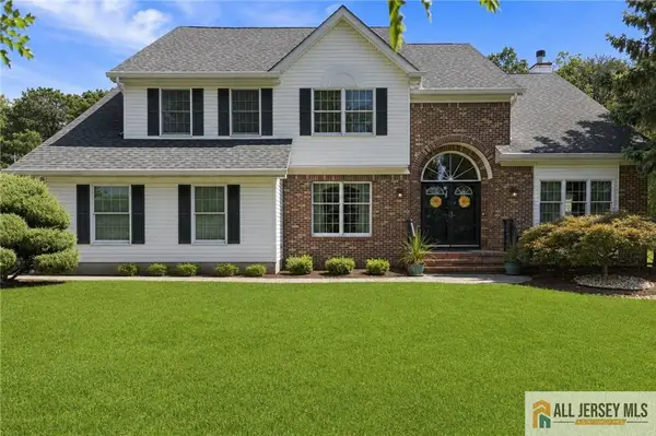 -16 Dante Road, Monroe, NJ 08831