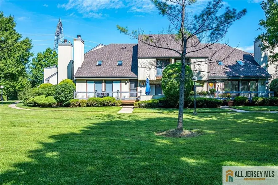 -39 Sherborne Street, Franklin Park, NJ 08873 - #2