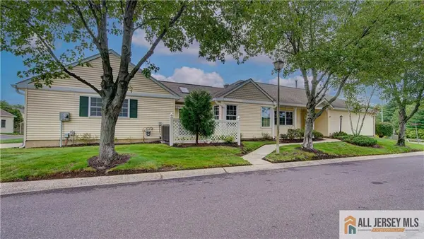 -106 Blackbird Drive, Monroe, NJ 08831