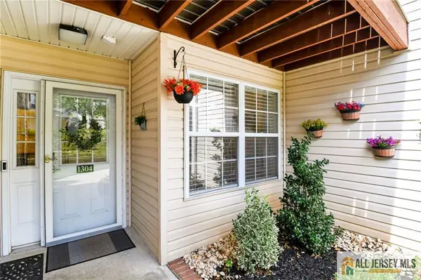 -1304 Plymouth Road, North Brunswick, NJ 08902
