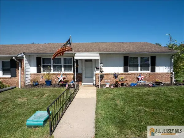 -2 Missouri Court #185, Old Bridge, NJ 07747