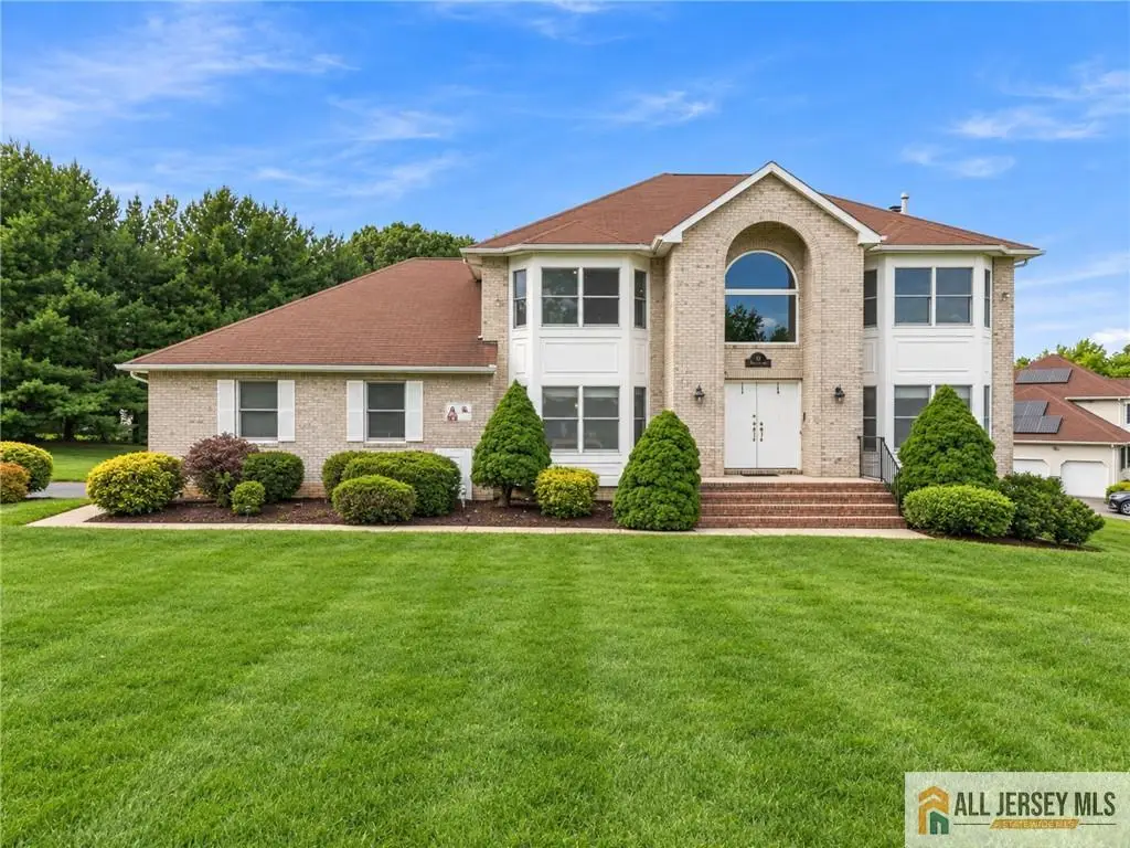-1 Launcelot Lane, Monroe, NJ 08831 - #1