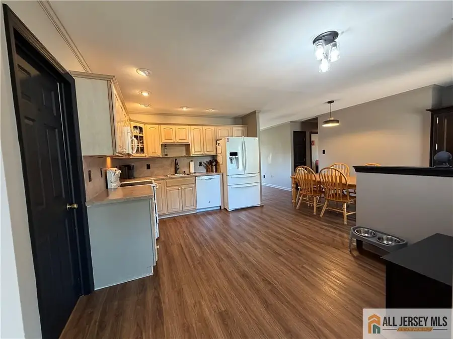 -21 Drake Avenue, Monroe, NJ 08831 - #3