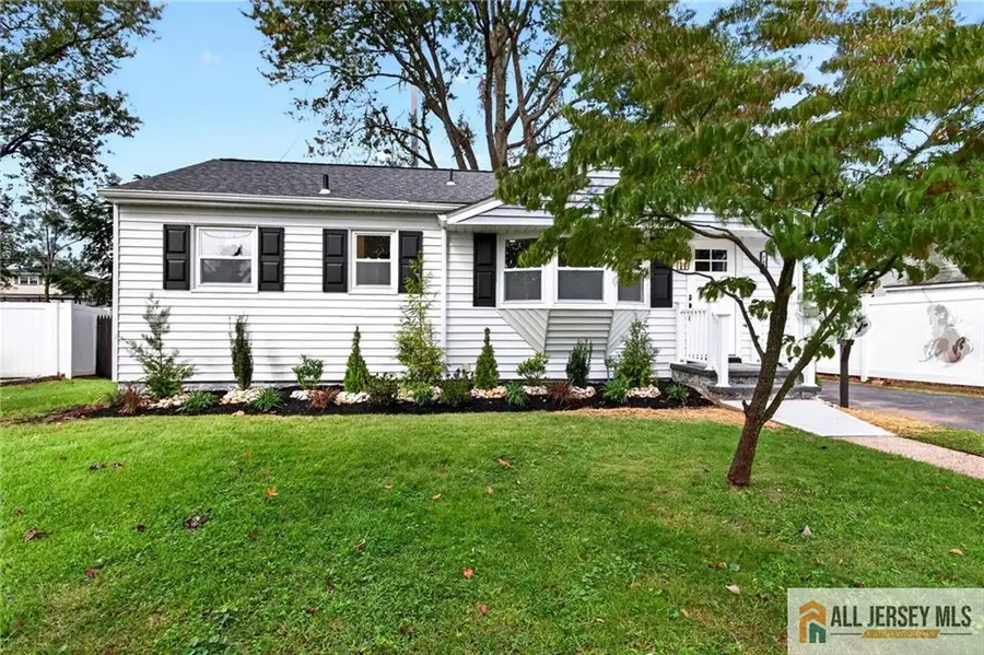 -751 Rutherford Avenue, Woodbridge, NJ 07095 - #3