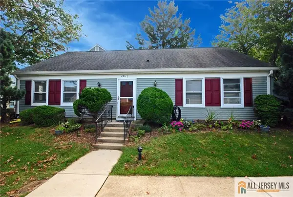 -426 Redding Lane #C, Monroe, NJ 08831