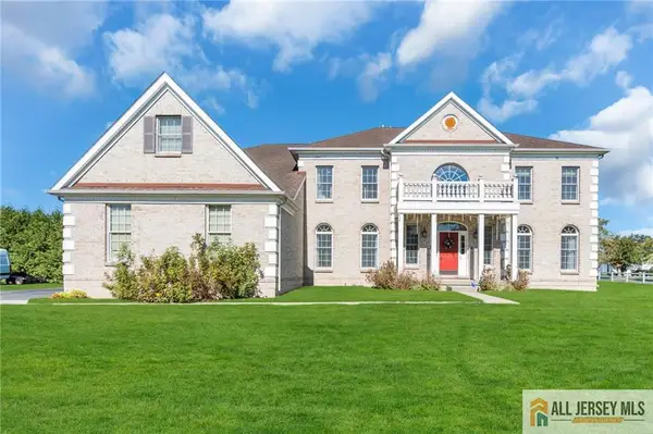 -76 Stream Bank Drive, , NJ 07728