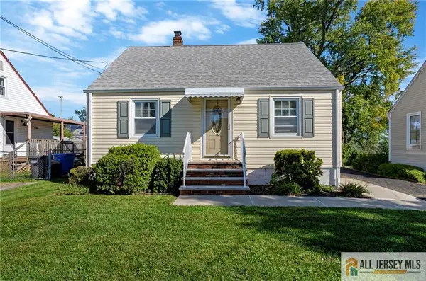 -55 Eiseman Avenue, Piscataway, NJ 08854
