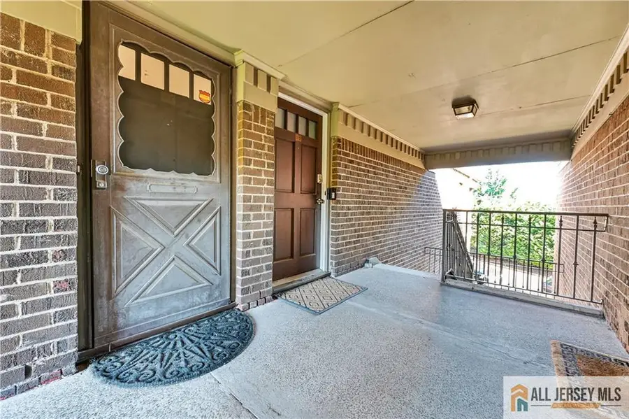 -323 Gills Lane #11T, Iselin, NJ 08830 - #2