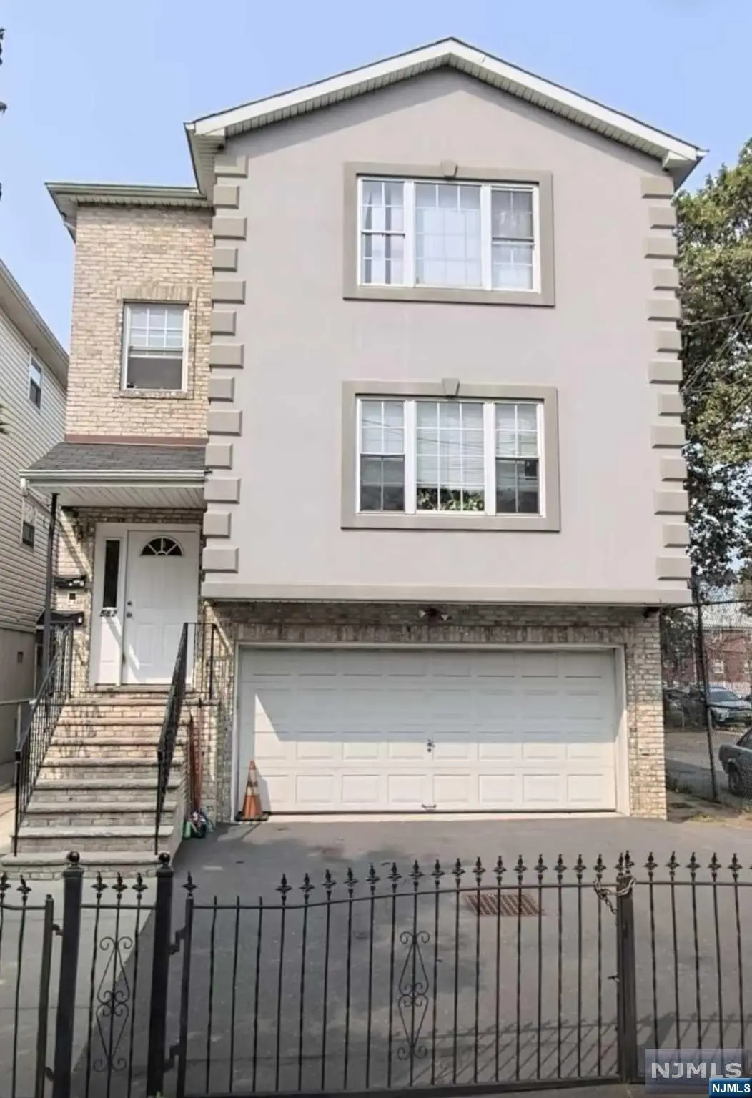 582-584 3rd Street, Newark, NJ 07107 - #1