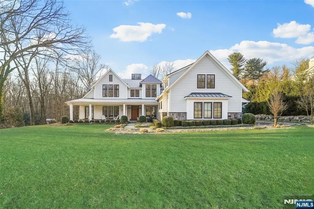 56 Dimmig Road, Upper Saddle River, NJ 07458 - Image #1