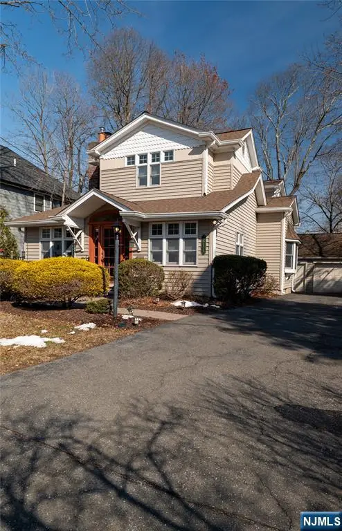 211 Lynn Street, Harrington Park, NJ 07640 - #1