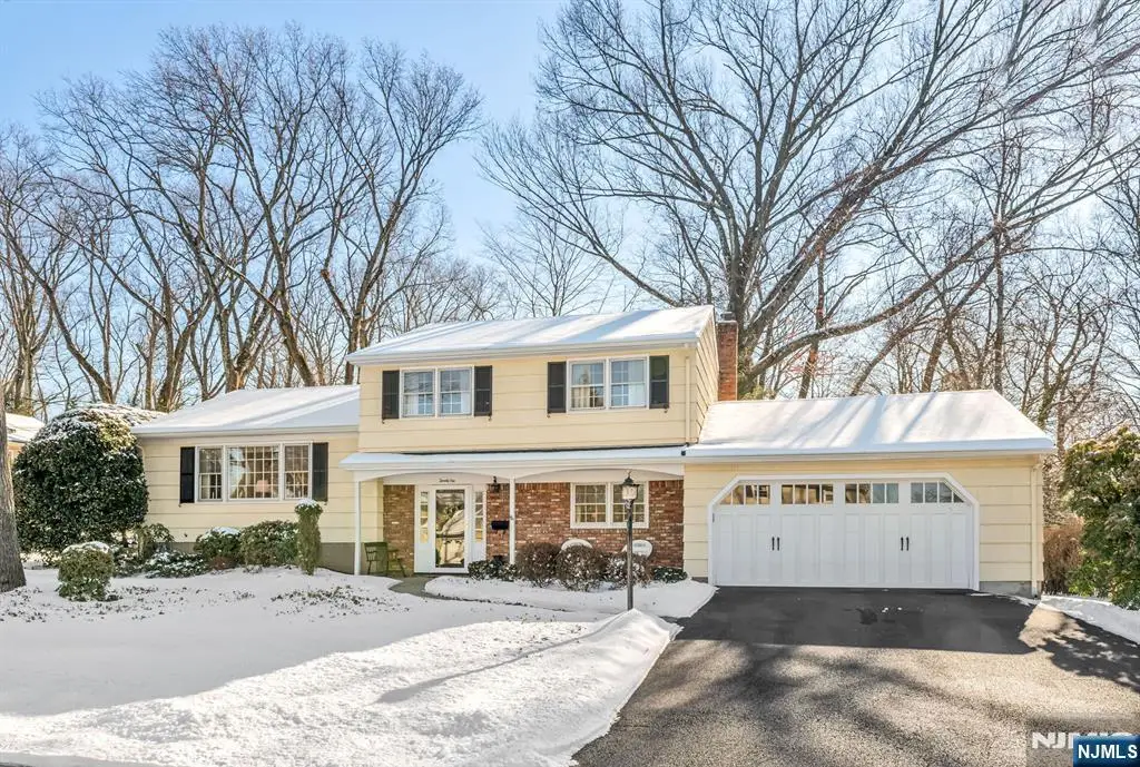 21 Hampshire Road, Midland Park, NJ 07432 - Image #1