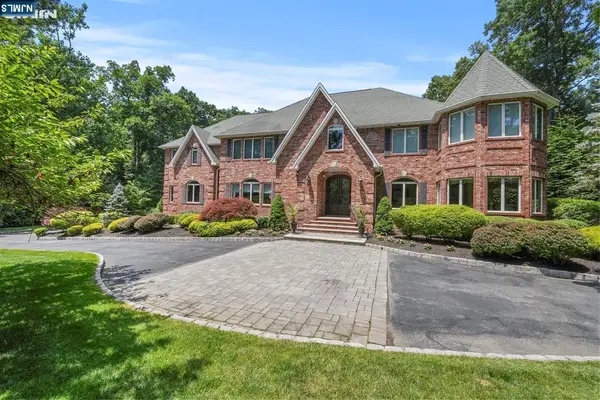 1123 Pines Lake Drive, Wayne, NJ 07470