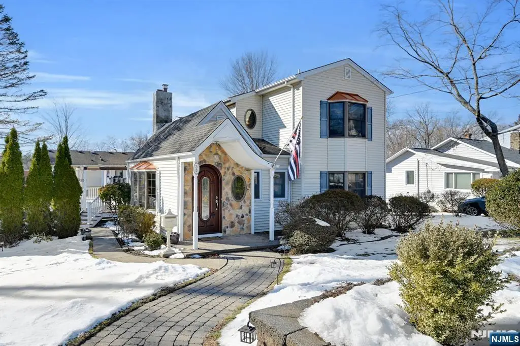 20 Waverly Place, Montvale, NJ 07645 - #1