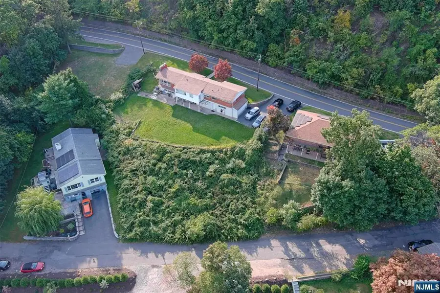 001 Grand Summit, Haledon, NJ 07508 - Image #3