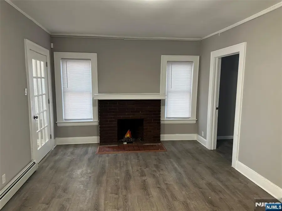 1041 Hunterdon Street, Newark, NJ 07112 - #2