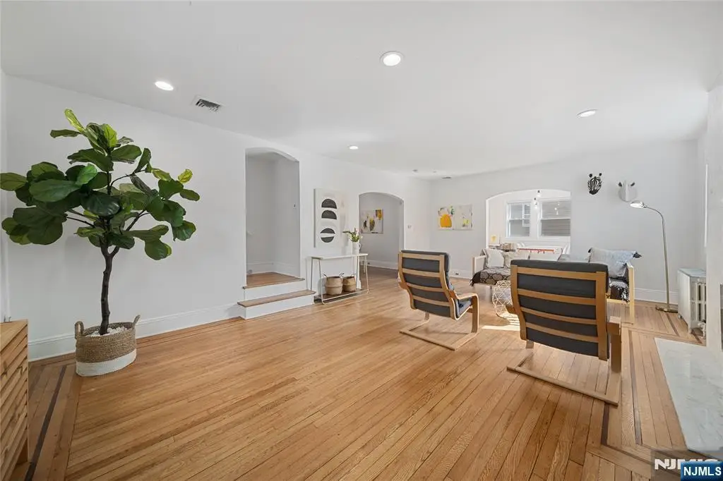 139 Sussex Road, Tenafly, NJ 07670 - Image #1