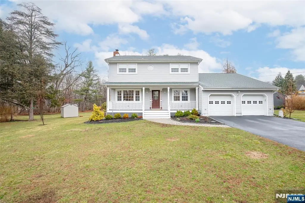 54 Saratoga Drive, Oakland, NJ 07436 - #1