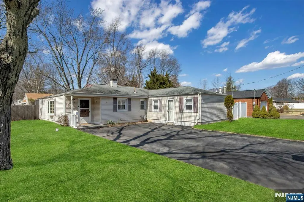 4 Daned Road, Emerson, NJ 07630 - Image #1