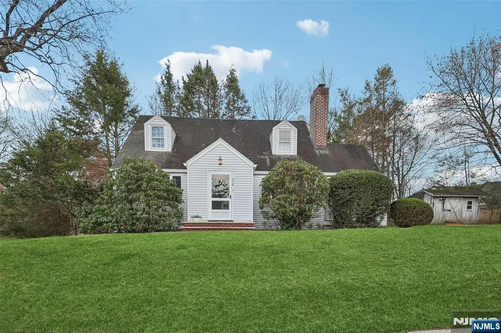 510 Blauvelt Avenue, Ho Ho Kus, NJ 07423 - Image #1