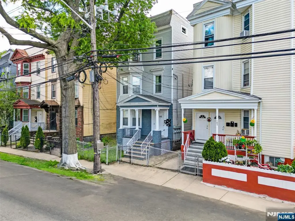 100 Hopkins, Irvington, NJ 07111 - #1