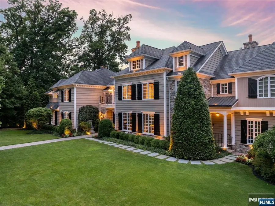 11 Hamilton Road, Short Hills, NJ 07078 - #3