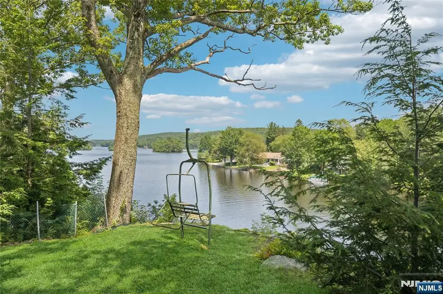 42 Witte Road, West Milford, NJ 07421 - Image #3