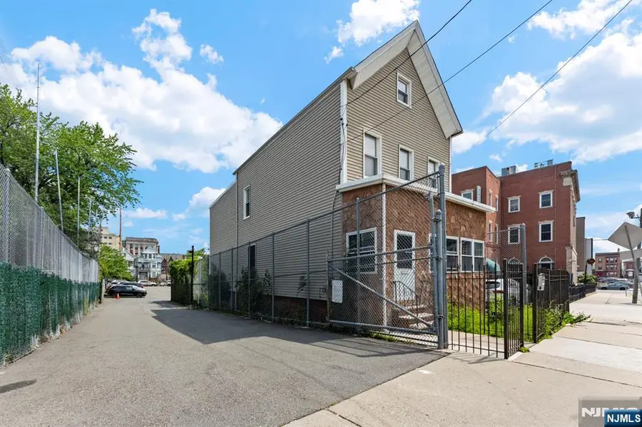 15 Taylor Street, Newark, NJ 07104 - #2