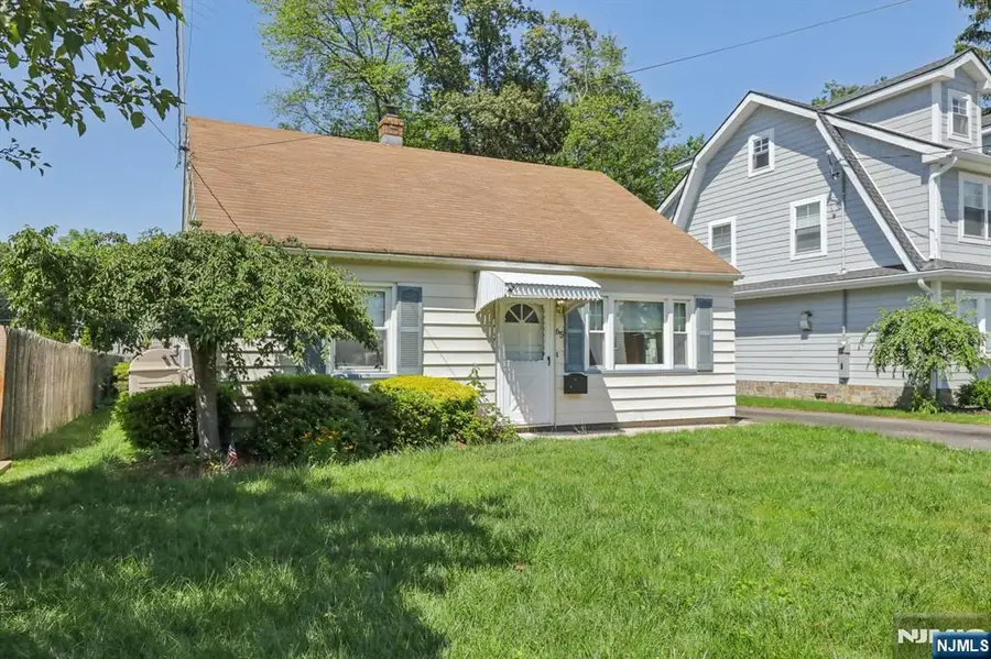65 Moore Avenue, Waldwick, NJ 07463 - Image #2