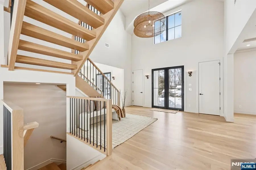 91 Macarthur Avenue, Closter, NJ 07624 - #3