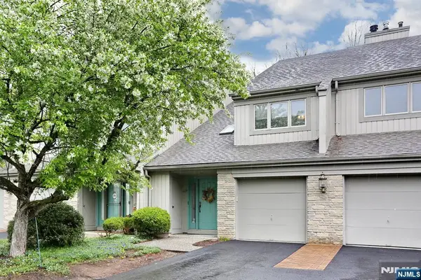 609 Glasmere Road 609, Mahwah, NJ 07430