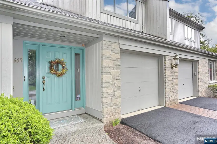 609 Glasmere Road 609, Mahwah, NJ 07430 - Image #2