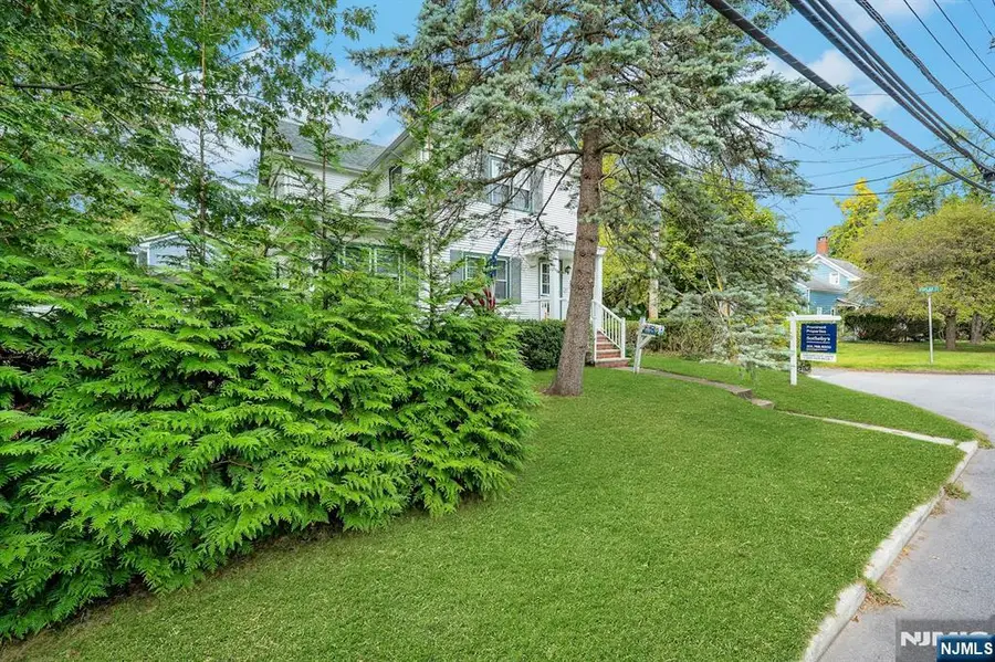 61 Jefferson Avenue, Cresskill, NJ 07626 - Image #3