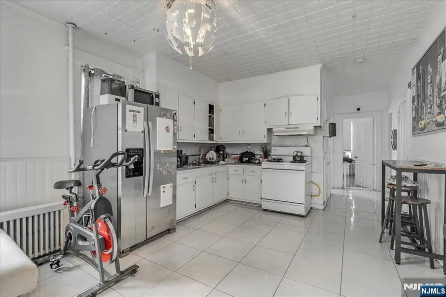 102 22nd Avenue, Paterson, NJ 07513 - Image #2