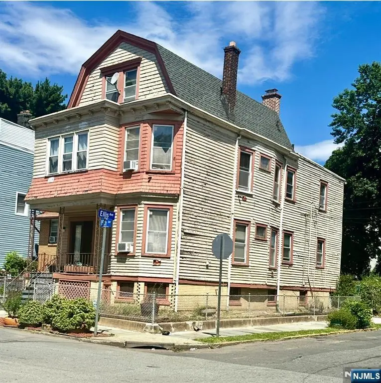 156 19th Avenue, Irvington, NJ 07111 - #1