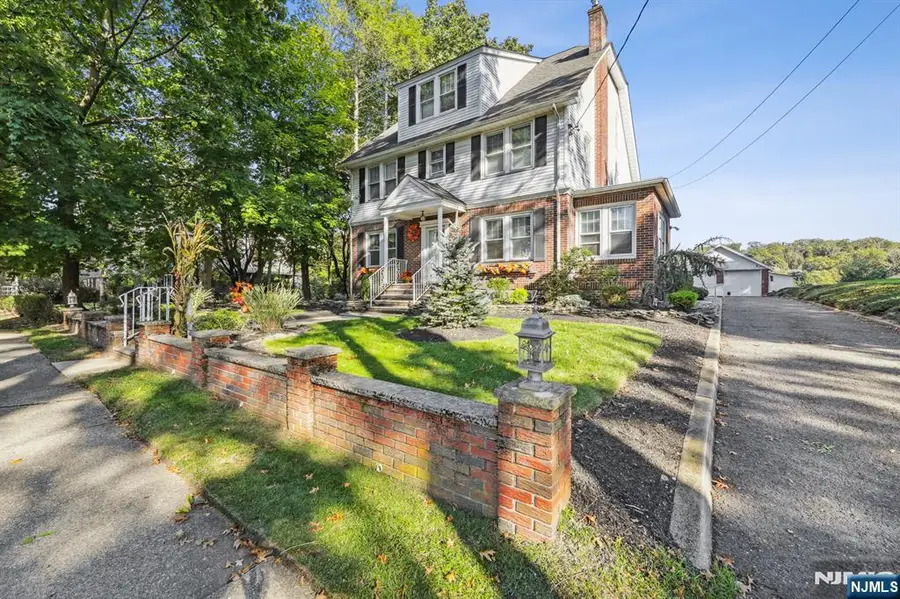 17 Cliff Street, Verona, NJ 07044 - Image #2