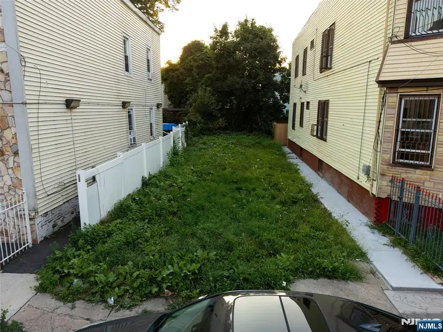 309 21st Street, Irvington, NJ 07111 - #2