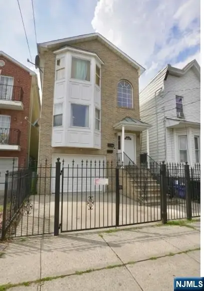 22 Wakeman Avenue, Newark, NJ 07104 - Image #1