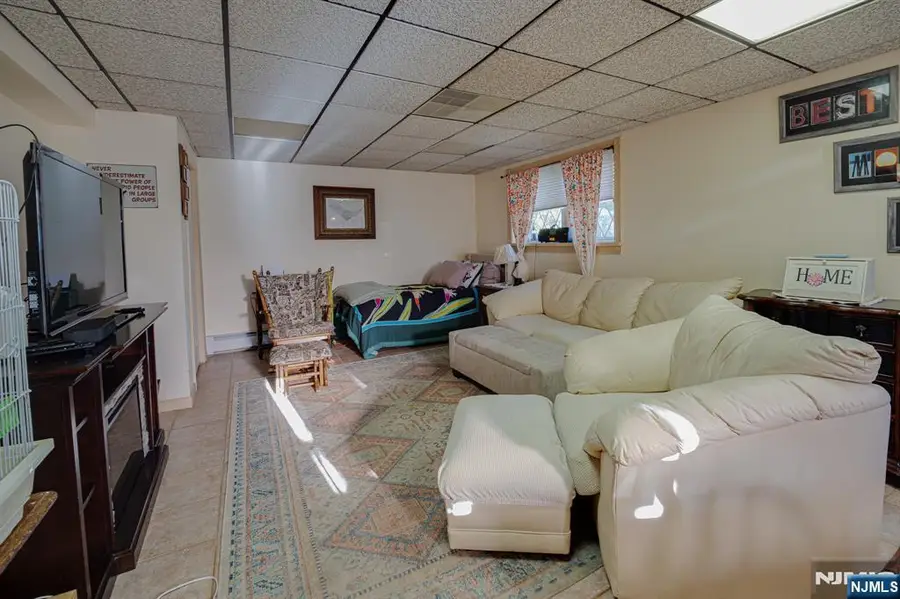 3 Acorn Road, Secaucus, NJ 07094 - Image #3