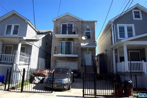 23 Edwin Place, Newark, NJ 07112
