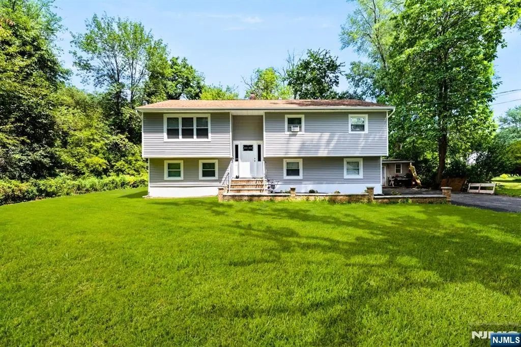 140 De Hart Street, Lincoln Park, NJ 07035 - #1